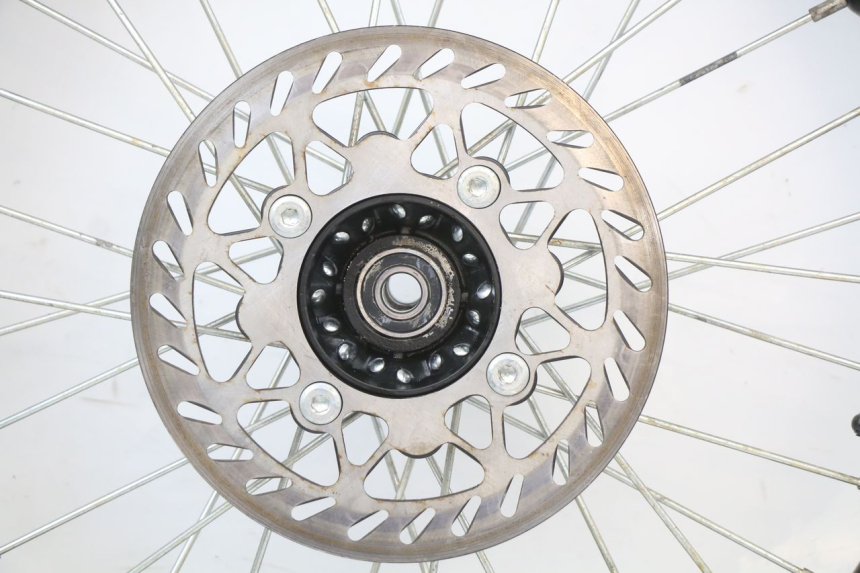 photo de LLANTA DELANTERA  ORION AGB37 CRF1 DIRT BIKE 140 - Primer plano técnico