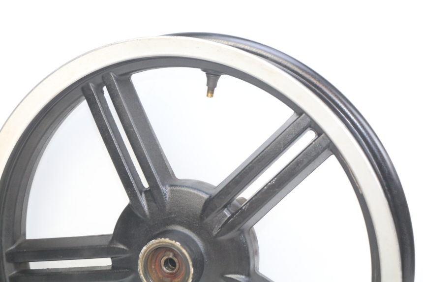 photo de RUEDA DELANTERA KYMCO AGILITY 16+ 4T 50 (2018 - 2023) - Características distintivas