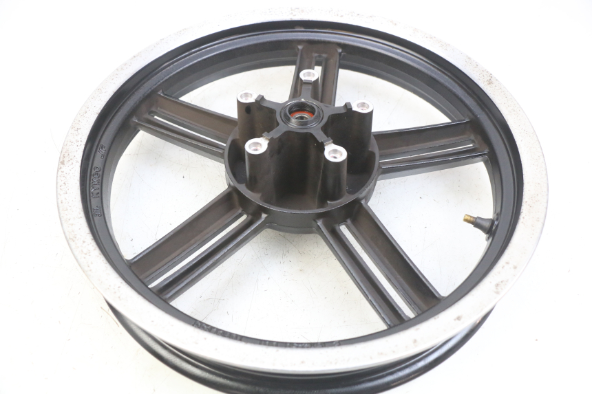 photo de RUEDA DELANTERA KYMCO AGILITY 16+ 4T 50 (2018 - 2023) - Zoom estado de uso