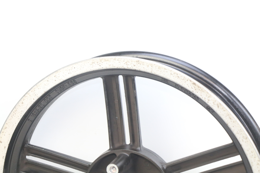 photo de RUEDA DELANTERA KYMCO AGILITY 16+ 4T 50 (2018 - 2023) - Estado de la superficie y material