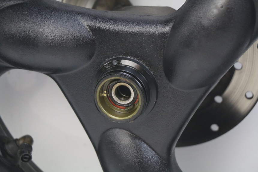 photo de LLANTA DELANTERA KYMCO AGILITY 4T 50 (2018 - 2022) - Vista general del producto