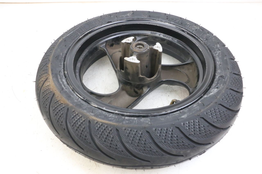 photo de LLANTA DELANTERA KYMCO AGILITY 4T 50 (2018 - 2022) - Primer plano técnico