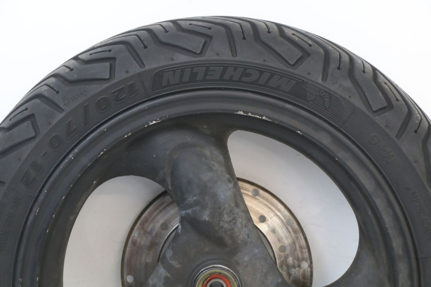 photo de LLANTA DELANTERA  KYMCO AGILITY CARRY 50 (2011 - 2020) - Detalles de los puntos de fijación