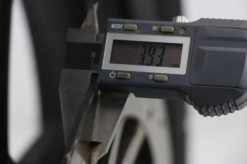 photo de LLANTA DELANTERA  KYMCO AGILITY CITY 50 (2008 - 2016) - Detalle de la pieza