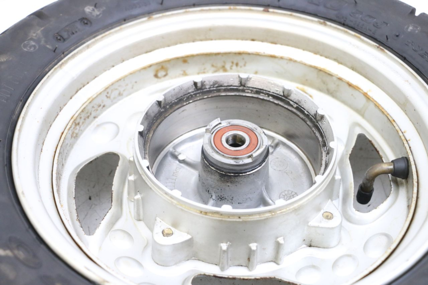 photo de LLANTA DELANTERA  KYMCO AGILITY PREMIUM 50 (2007 - 2010) - Zoom estado de uso