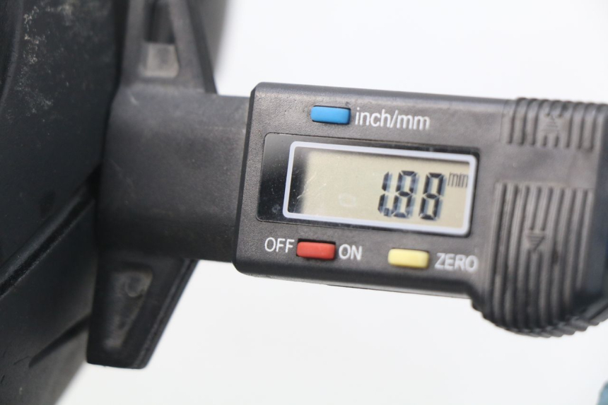 photo de LLANTA DELANTERA KYMCO AGILITY RS 2T 50 (2009 - 2013) - Detalle de la pieza