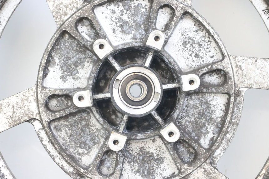 photo de Llanta delantera HYOSUNG GV AQUILA 125 (2000 - 2009) - Estado de la superficie y material