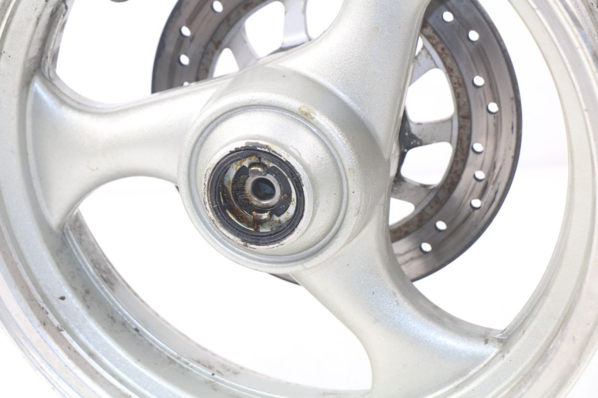 photo de RUEDA DELANTERA JONWAY AZTRAL 125 (2008 - 2017) - Detalles de los puntos de fijación