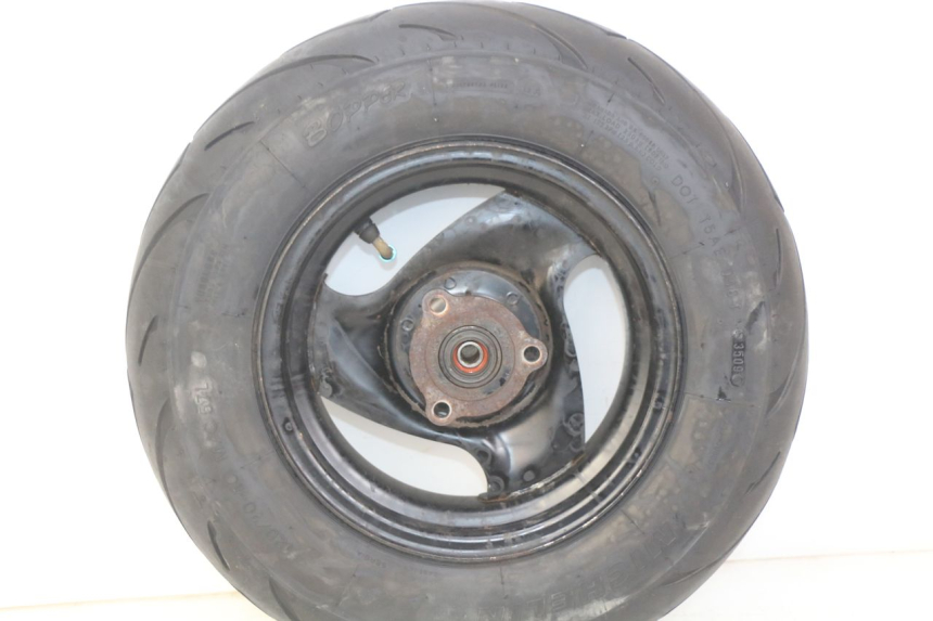 photo de LLANTA DELANTERA PGO BIG MAX 50 (2001 - 2009) - Características distintivas