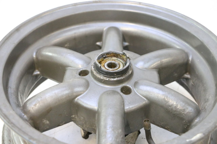 photo de LLANTA DELANTERA  MBK BOOSTER SPIRIT 50 (1996 - 1999) - Características distintivas