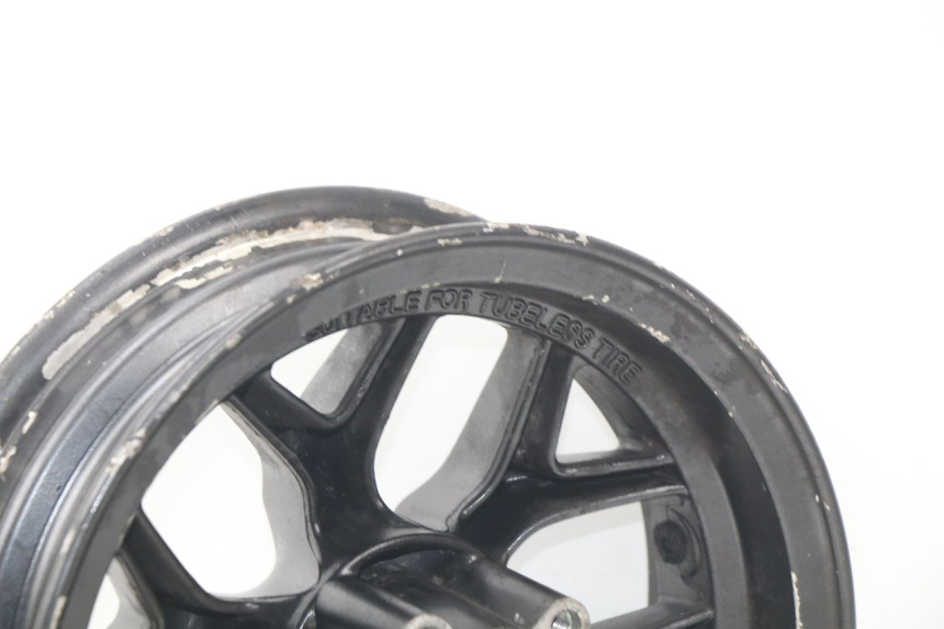 photo de LLANTA DELANTERA  MBK BOOSTER SPIRIT NAKED 50 (2004 - 2017) - Primer plano técnico