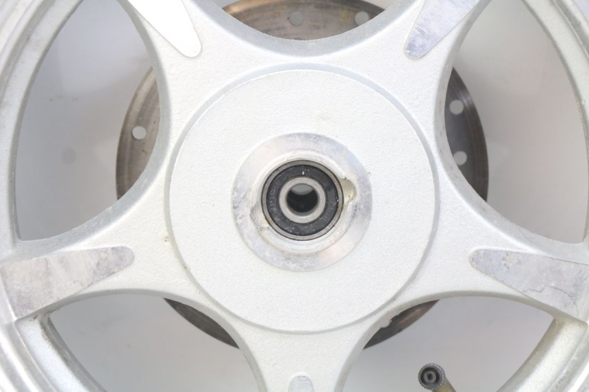 photo de LLANTA DELANTERA BAOTIAN BT 49 QT-9 50 (2006 - 2010) - Detalles de los puntos de fijación