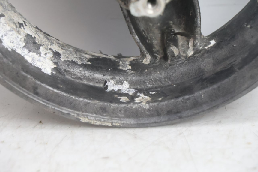 photo de LLANTA DELANTERA PEUGEOT BUXY 50 (1993 - 1998) - Primer plano de alta resolución