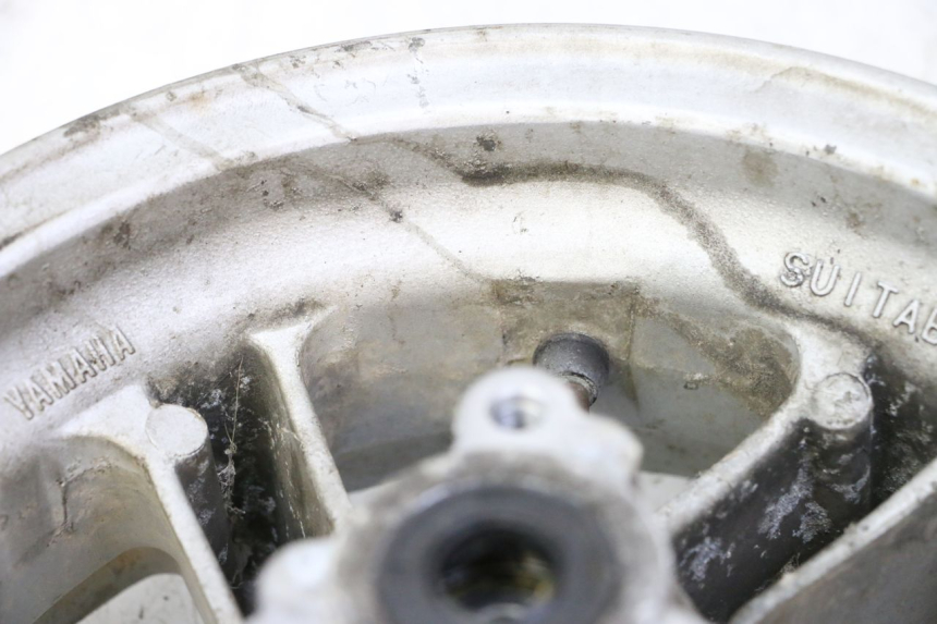 photo de LLANTA DELANTERA  YAMAHA BW'S 100 (1999 - 2002) - Zoom sobre los componentes