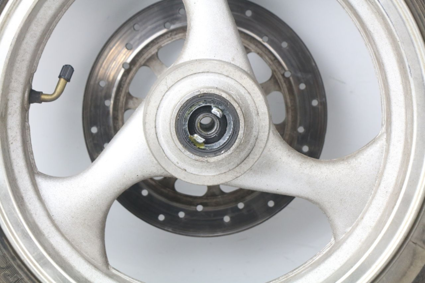 photo de LLANTA DELANTERA  ERIDER CARGO 1 (2009 - 2018) - Estado de la superficie y material