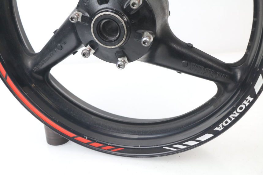photo de LLANTA DELANTERA  HONDA CBR 929 RR FIREBLADE 900 (2000 - 2001) - Recambio usado revisado