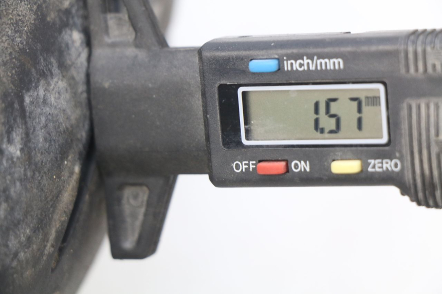 photo de RUEDA DELANTERA HONDA CBR RR FIREBLADE 900 (1992 - 1994) - Detalle de la pieza