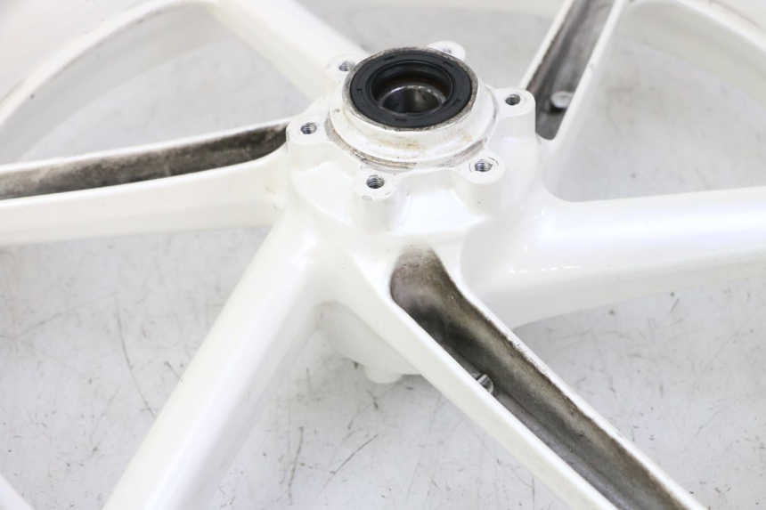 photo de RUEDA DELANTERA HONDA CBR RR FIREBLADE 900 (1992 - 1994) - Detalle de la pieza