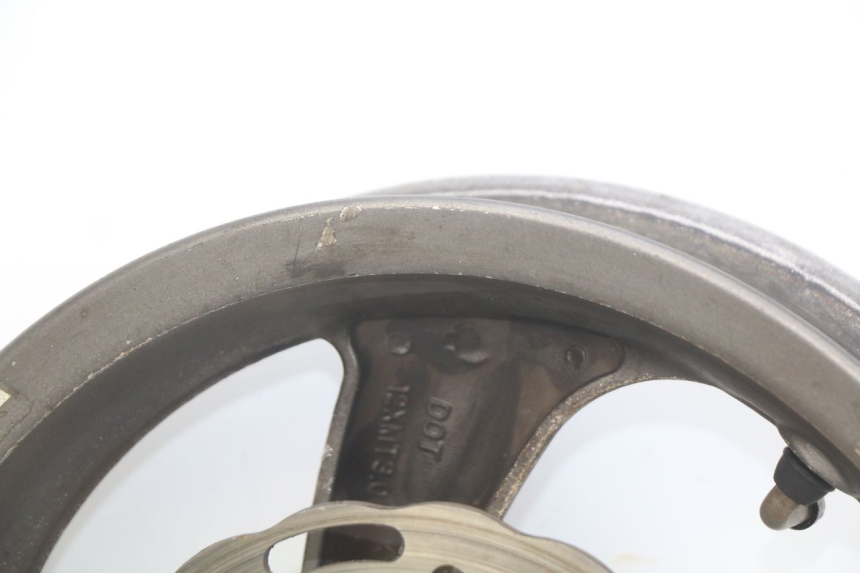 photo de RUEDA DELANTERA TGB CITY 2 50 (2009 - 2013) - Zoom sobre los componentes