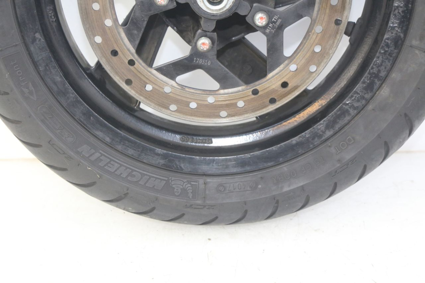 photo de LLANTA DELANTERA PEUGEOT CITYSTAR 2T 50 (2018 - 2021) - Primer plano de alta resolución