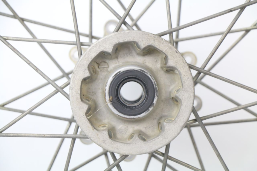 photo de LLANTA DELANTERA  HONDA CR 125 (2000 - 2001) - Características distintivas