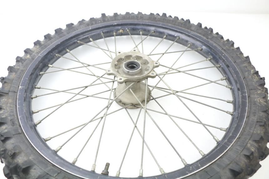 photo de LLANTA DELANTERA  HONDA CR 125 (2000 - 2001) - Detalles de los puntos de fijación