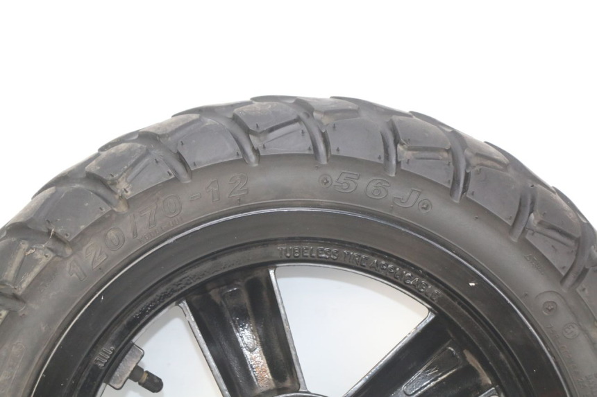 photo de LLANTA DELANTERA SYM CROX 4T 50 (2016 - 2023) - Características distintivas