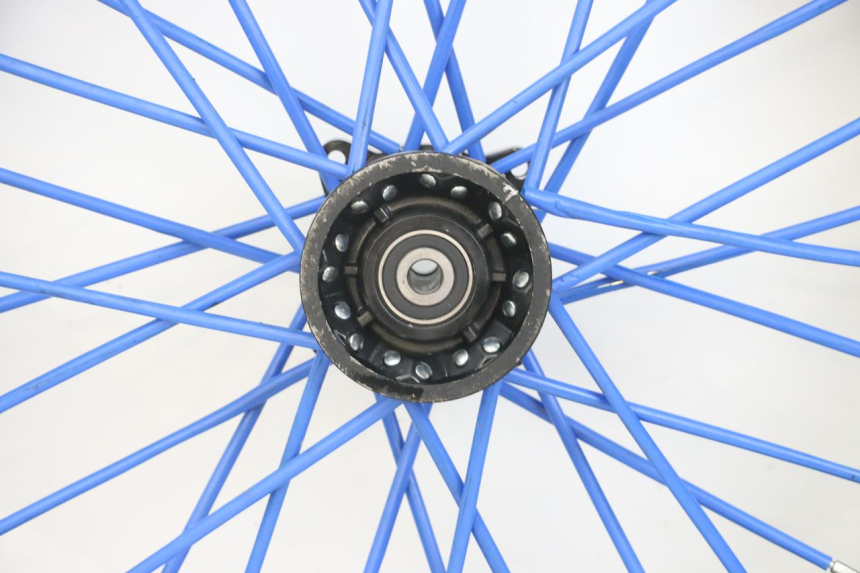 photo de LLANTA DELANTERA LONCIN DIRT BIKE 125 - Estado de la superficie y material