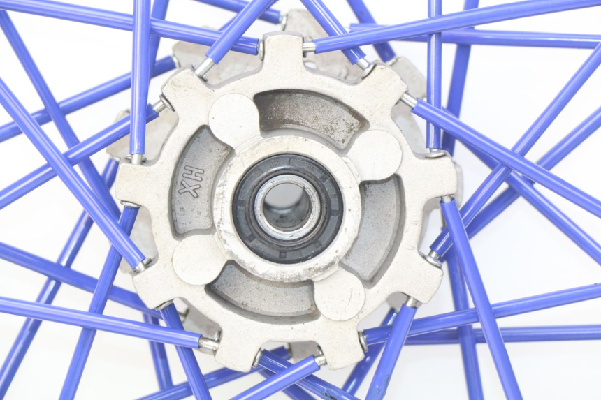 photo de LLANTA DELANTERA XTRM FACTORY DIRTBIKE BSE 150 - Características distintivas