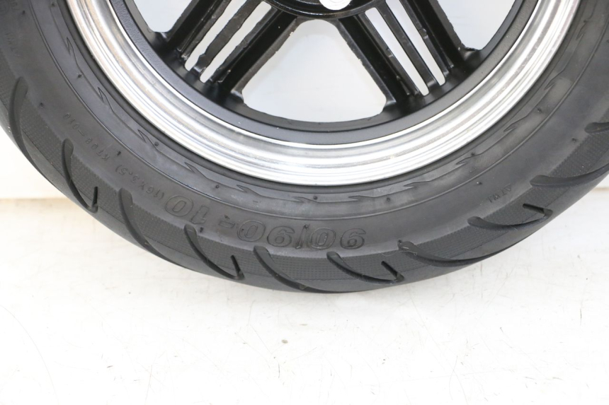 photo de LLANTA DELANTERA  WAYSCRAL E-START 1 (2018 - 2022) - Zoom sobre los componentes