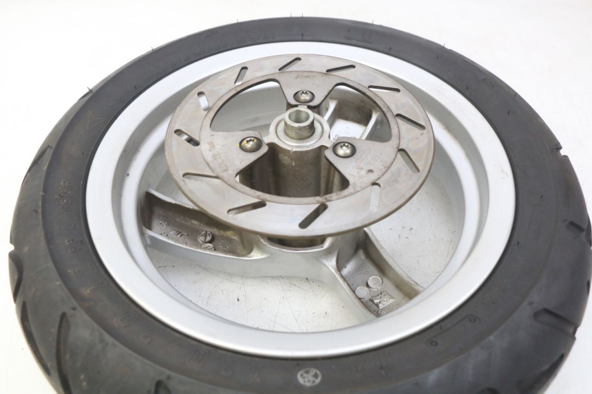 photo de LLANTA DELANTERA PEUGEOT E-VIVACITY 1 (2012 - 2018) - Primer plano técnico