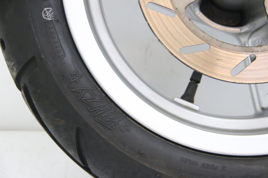 photo de LLANTA DELANTERA PEUGEOT E-VIVACITY 1 (2012 - 2018) - Primer plano de alta resolución