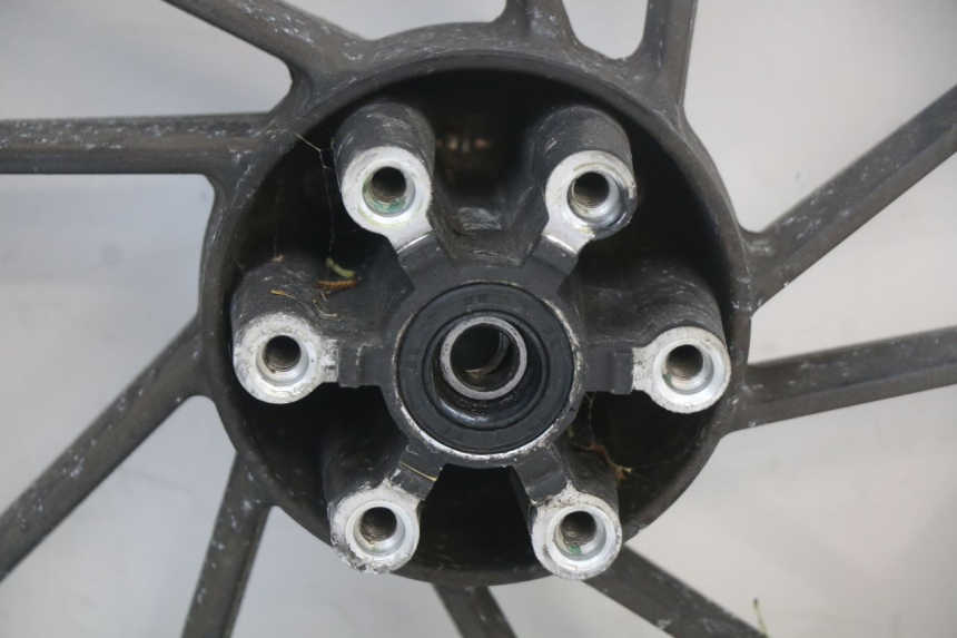 photo de LLANTA DELANTERA  LONGJIA EASY MAX 125 (2020 - 2024) - Estado de la superficie y material