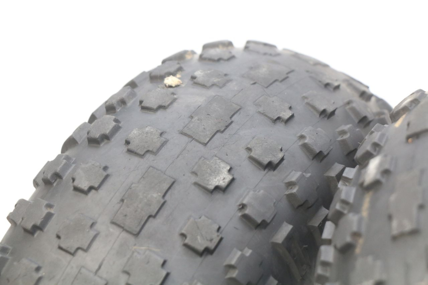 photo de RUEDA DELANTERA CHINESE QUAD ENFANT ATV PUMA 50 - Primer plano técnico