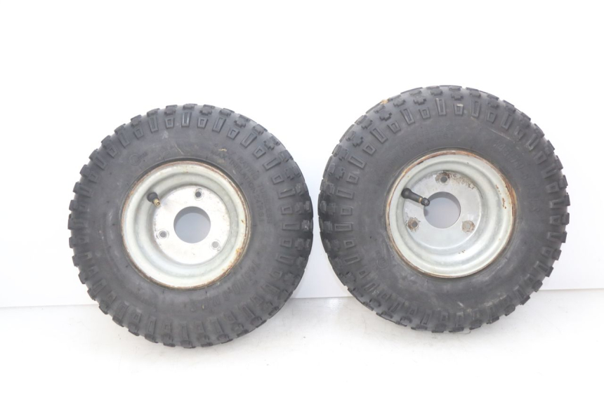 photo de RUEDA DELANTERA CHINESE QUAD ENFANT ATV PUMA 50 - Detalles de los puntos de fijación