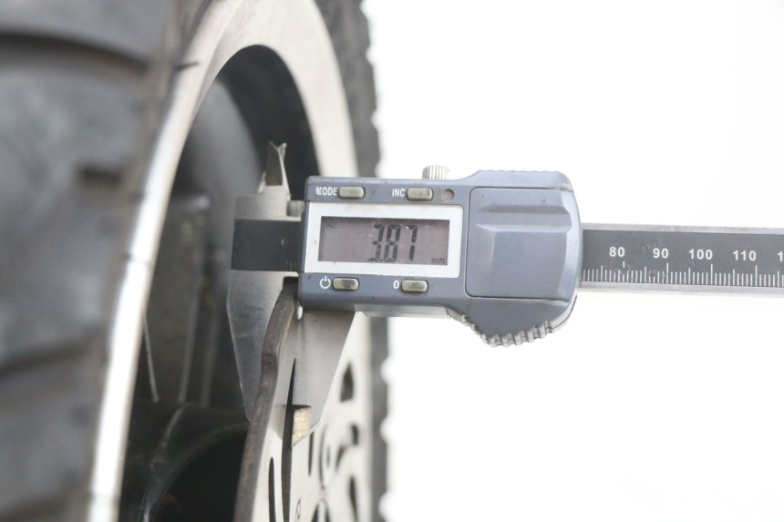 photo de LLANTA DELANTERA KEEWAY F-ACT FACT 50 (2006 - 2011) - Zoom estado de uso