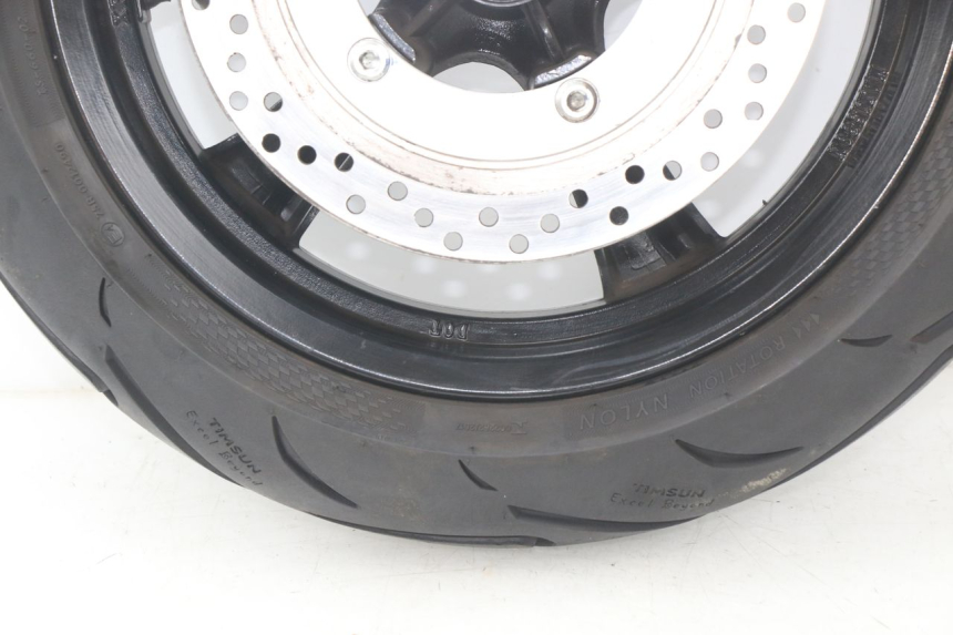 photo de LLANTA DELANTERA  JM MOTORS F45i 4T 50 (2020 - 2023) - Características distintivas