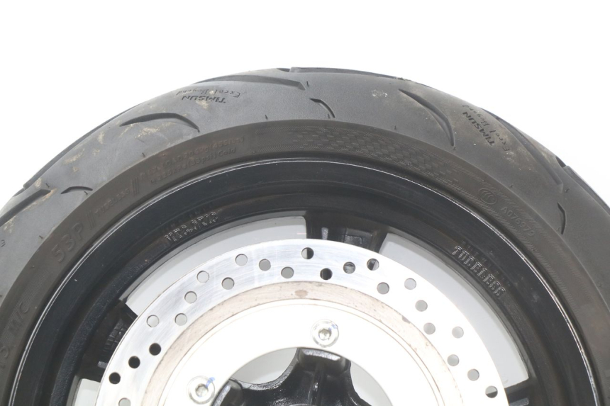 photo de LLANTA DELANTERA  JM MOTORS F45i 4T 50 (2020 - 2023) - Primer plano de alta resolución