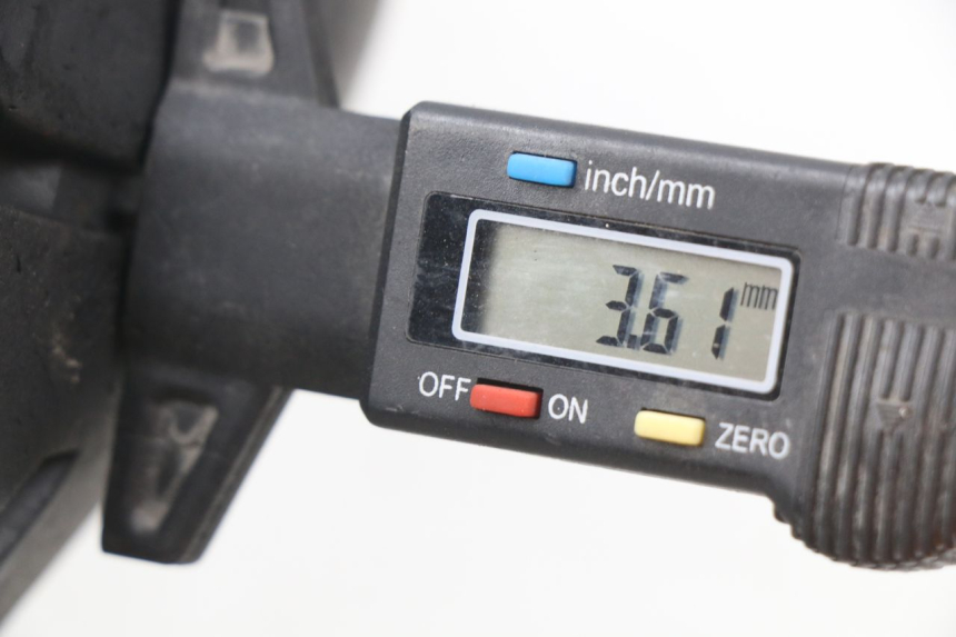 photo de LLANTA DELANTERA  JM MOTORS F45i 4T 50 (2020 - 2023) - Primer plano técnico