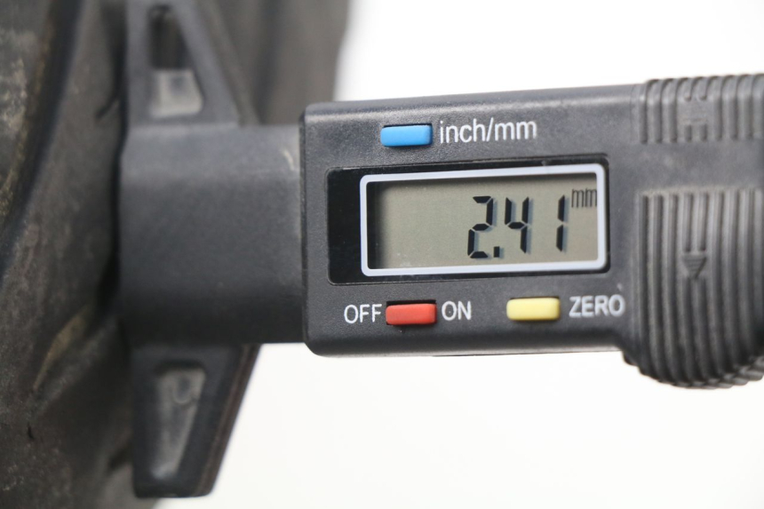 photo de LLANTA DELANTERA  HONDA FES PANTHEON 125 (2003 - 2007) - Zoom estado de uso