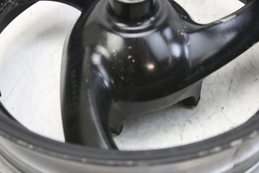 photo de LLANTA DELANTERA HONDA FES S-WING SWING ABS 125 (2007 - 2015) - Detalles de los puntos de fijación