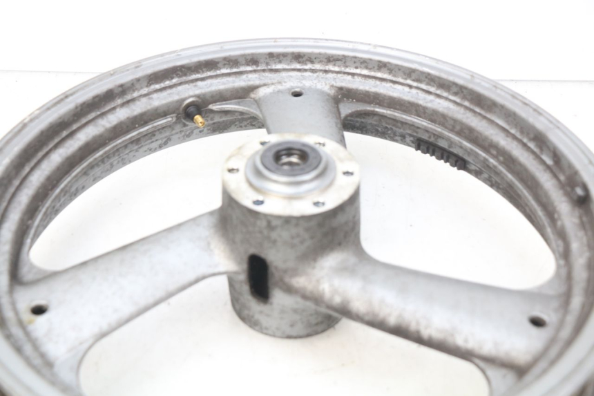 photo de LLANTA DELANTERA YAMAHA FJ 3CX 1200 (1986 - 1996) - Estado de la superficie y material