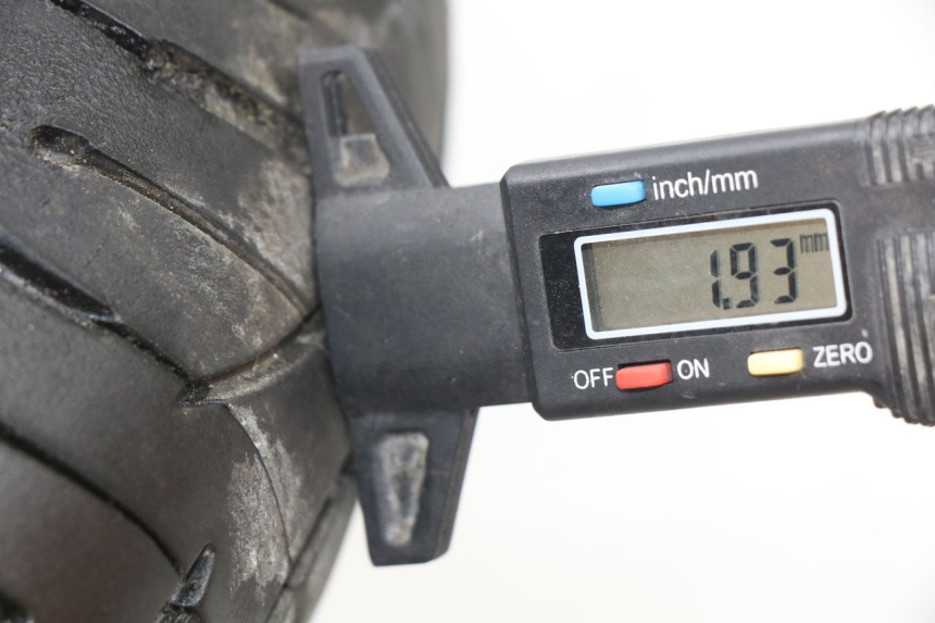 photo de LLANTA DELANTERA YAMAHA FJR ABS 1300 (2006 - 2012) - Zoom estado de uso