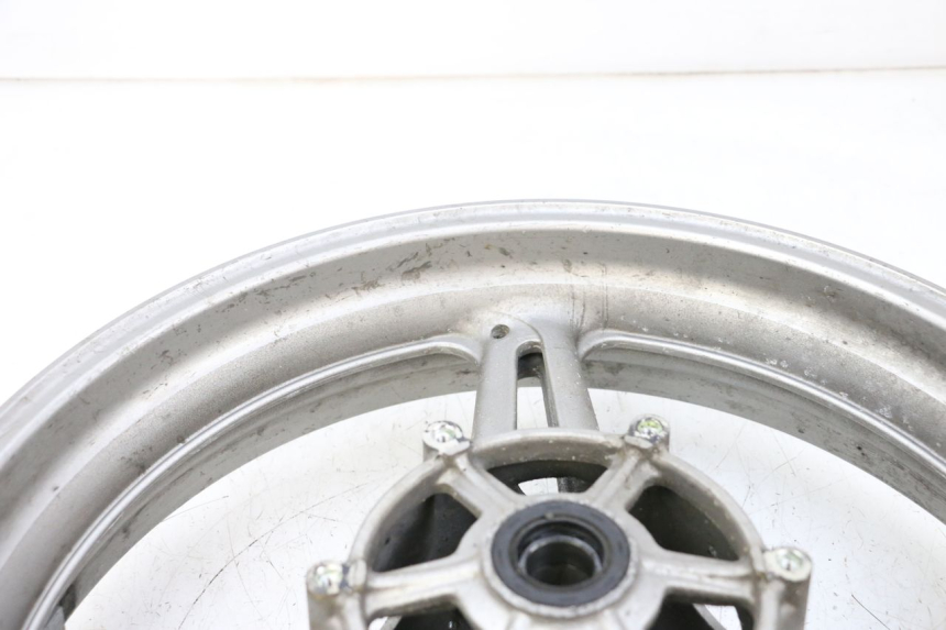 photo de LLANTA DELANTERA YAMAHA FJR ABS 1300 (2006 - 2012) - Primer plano técnico