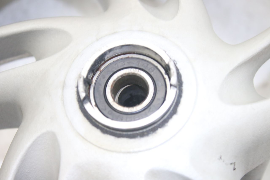 photo de LLANTA DELANTERA PIAGGIO FLY 4T 50 (2013 - 2017) - Zoom estado de uso