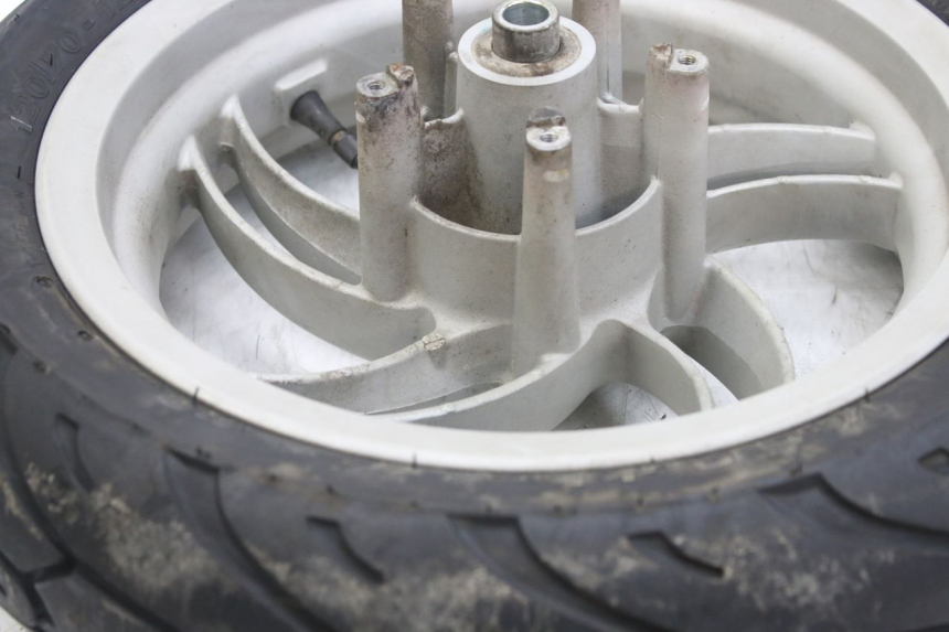 photo de LLANTA DELANTERA PIAGGIO FLY 4T 50 (2013 - 2017) - Detalles de los puntos de fijación