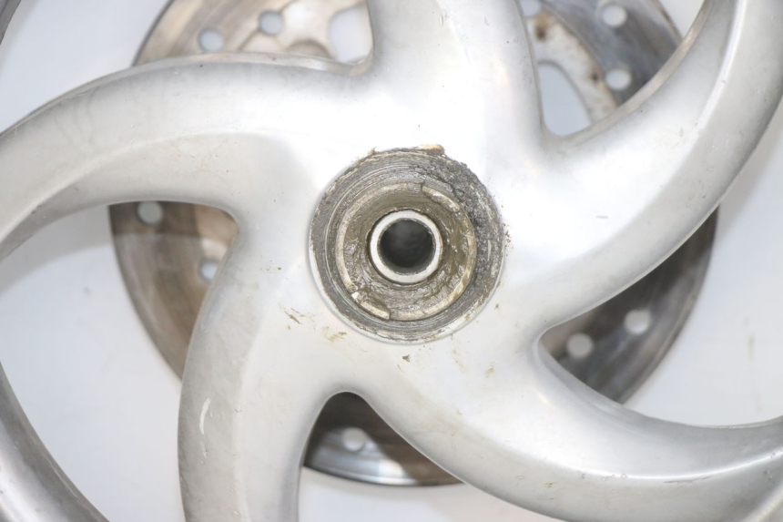 photo de LLANTA DELANTERA PIAGGIO FLY 125 (2005 - 2012) - Características distintivas