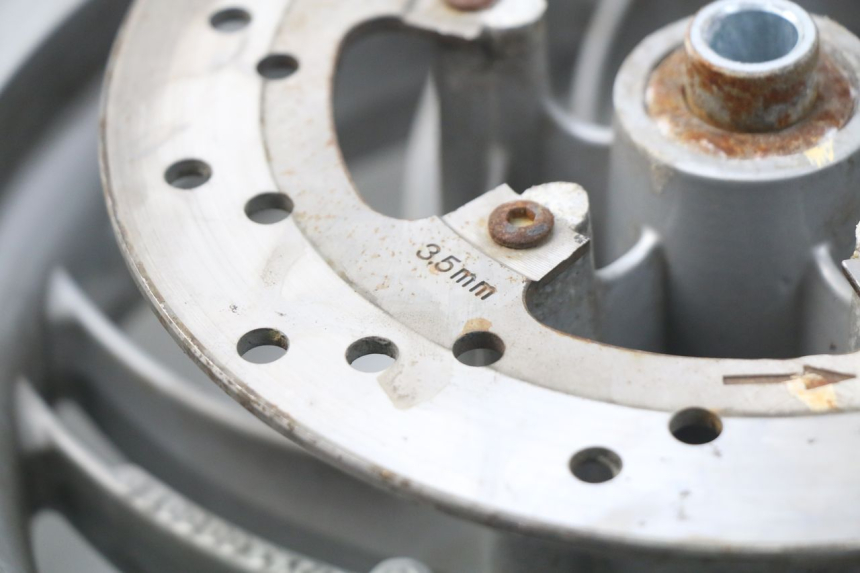 photo de LLANTA DELANTERA  PIAGGIO FLY IE 125 (2012 - 2017) - Detalle de la pieza