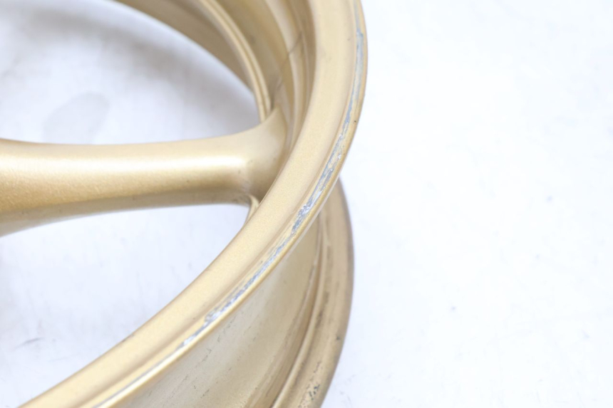 photo de LLANTA DELANTERA  YAMAHA FZ8 800 (2010 - 2016) - Primer plano de alta resolución