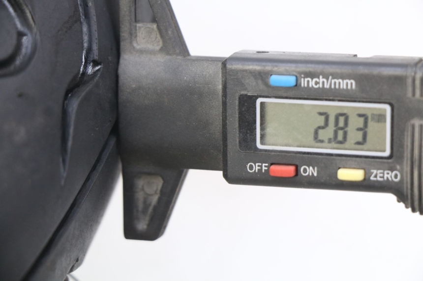 photo de RUEDA DELANTERA YAMAHA FZS FAZER 600 (1998 - 2001) - Detalle de la pieza